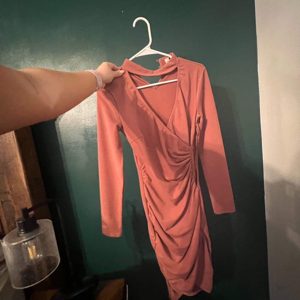 Fashion Nova mauve long sleeve midi dress, size 6